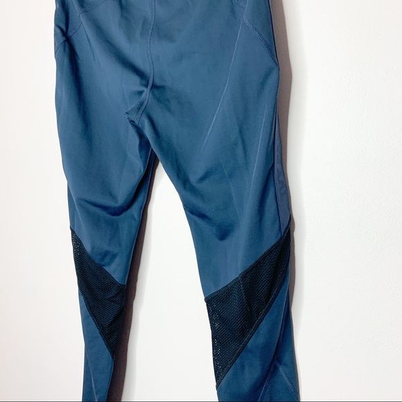 IVYPARK Navy Blue / dark Teal Cropped Logo a leggings with Red Trim Size Medium - Picture 8 of 12